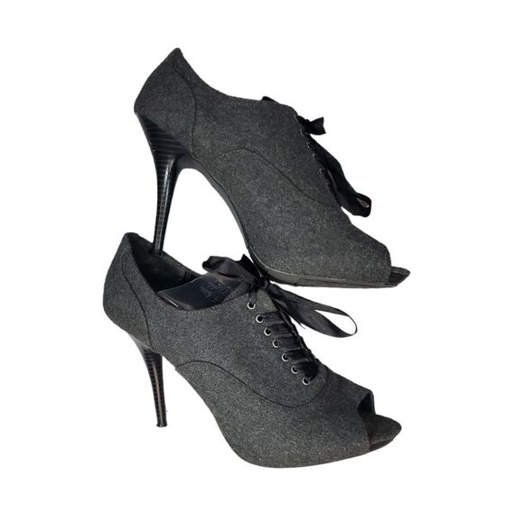 LAUREN CONRAD flannel wool heels 10 - Picture 7 of 7